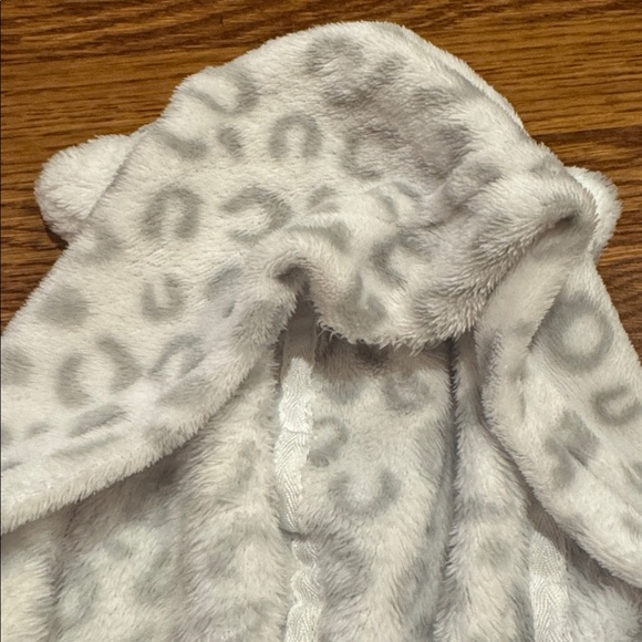 Cat & Jack Zip Up - Picture 4 of 6